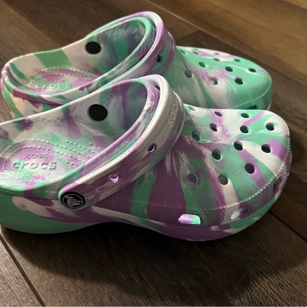 Colorful Clogs with Strap - Picture 5 of 6